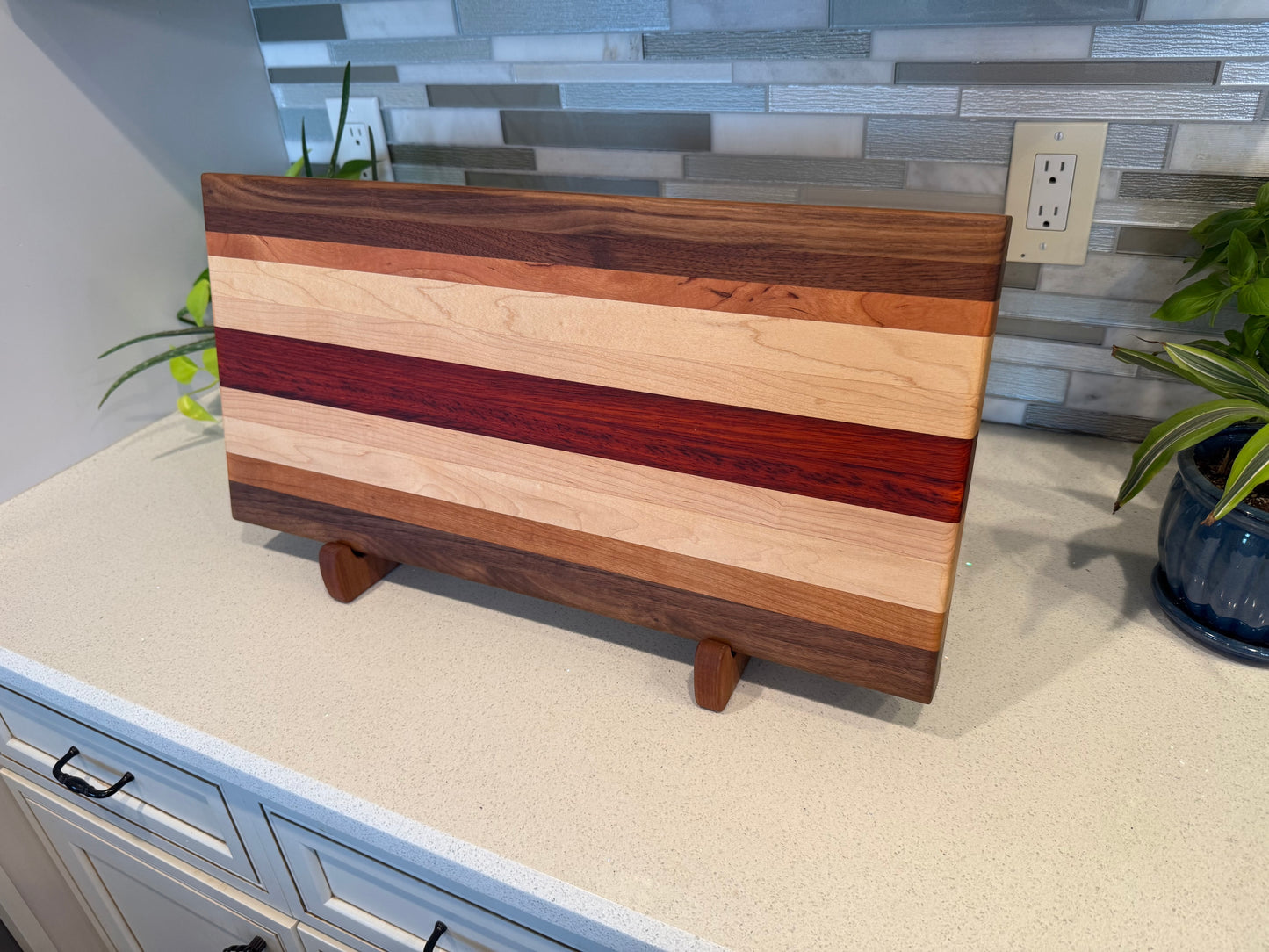 Irri The Cutting Board